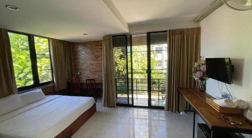 Palmhouse Hotel Mae Hong Son Exterior photo