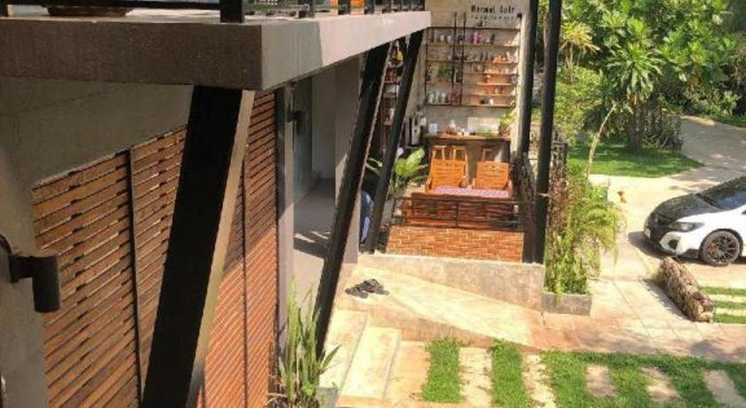Palmhouse Hotel Mae Hong Son Exterior photo