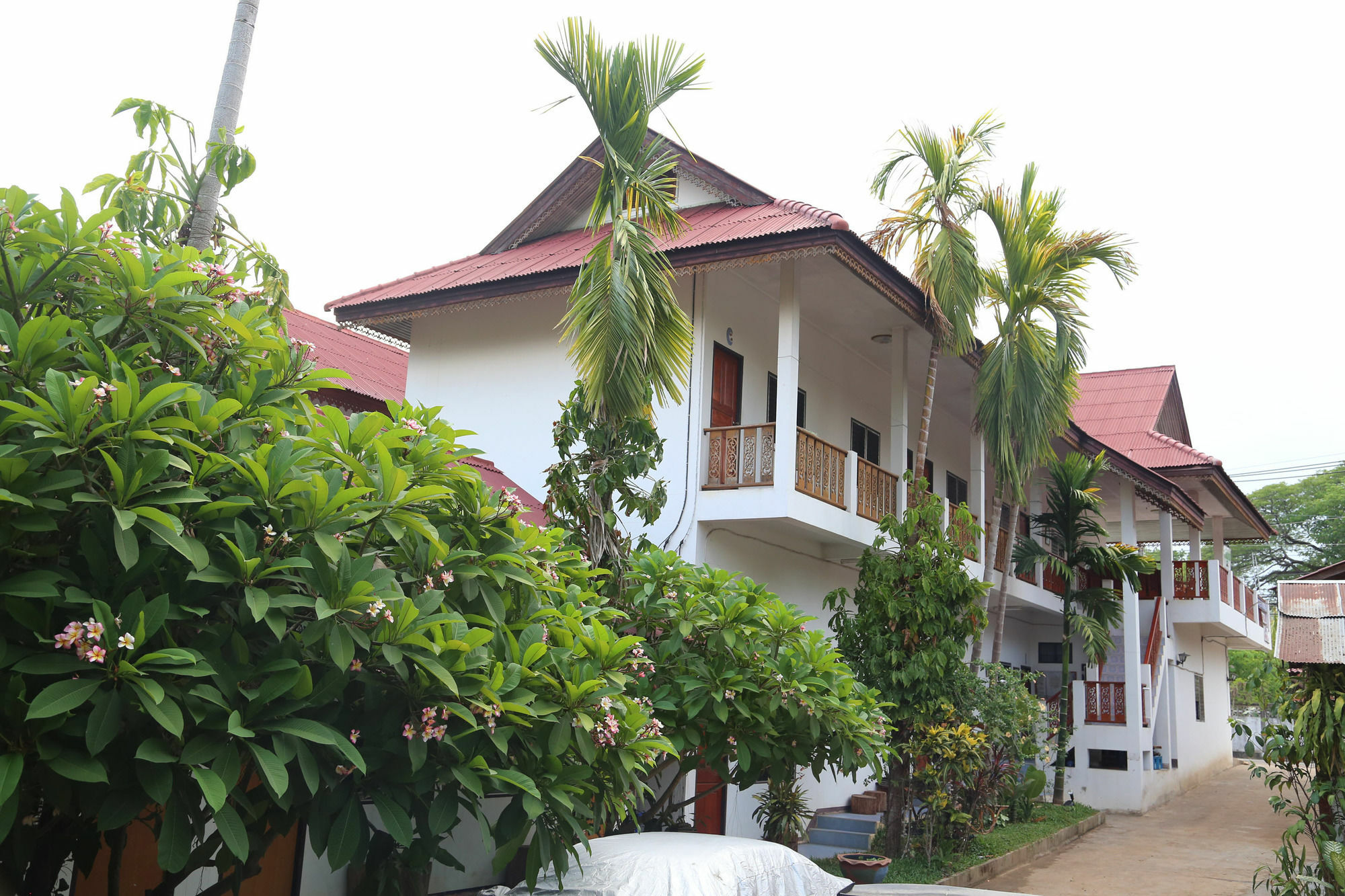 Palmhouse Hotel Mae Hong Son Exterior photo